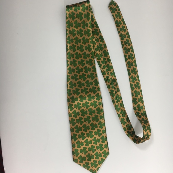 Green & Gold Irish Shamrock St Patrick’s Day Tie ☘️ - Picture 3 of 5